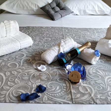 Hera Tropea Rooms 外观 照片