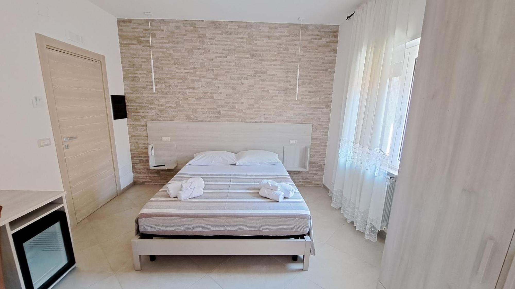 Hera Tropea Rooms 外观 照片